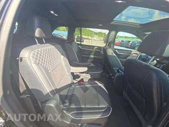 2024 GMC Acadia Denali 5SB - miniatura 14