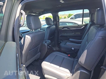 2024 GMC Acadia Elevation 4SD - miniatura 13