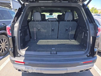 2024 GMC Acadia Elevation 4SD - miniatura 18