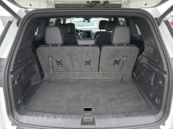 2024 GMC Acadia Elevation 4SD - miniatura 18