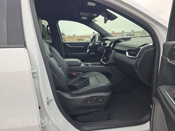 2024 GMC Acadia Elevation 4SD - miniatura 8