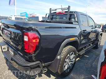 2024 GMC Canyon AT4 Crew Cab Medium Bed - miniatura 3