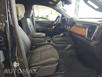 2024 GMC Canyon AT4 Crew Cab Medium Bed - miniatura 8