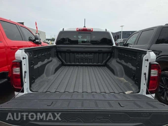 2024 GMC Canyon AT4 Crew Cab Medium Bed - miniatura 14