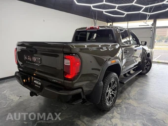 2024 GMC Canyon AT4 Crew Cab Medium Bed - miniatura 5