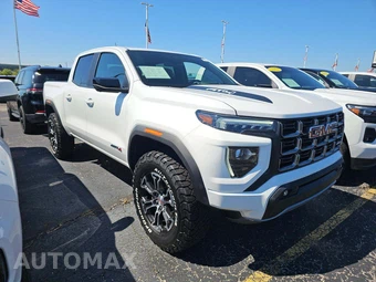 2024 GMC Canyon AT4 Crew Cab Medium Bed - miniatura 4