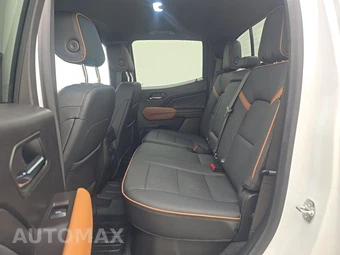 2024 GMC Canyon AT4 Crew Cab Medium Bed - miniatura 13