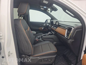 2024 GMC Canyon AT4 Crew Cab Medium Bed - miniatura 8