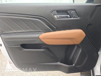 2024 GMC Canyon AT4 Crew Cab Medium Bed - miniatura 9