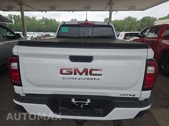 2024 GMC Canyon AT4 Crew Cab Medium Bed - miniatura 5
