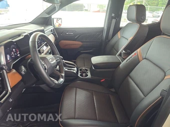 2024 GMC Canyon AT4 Crew Cab Medium Bed - miniatura 7