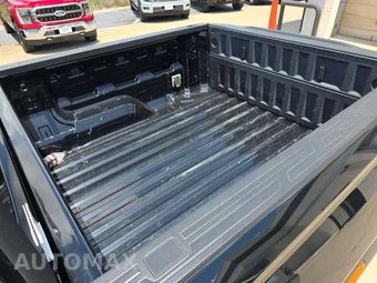 2024 GMC Canyon AT4 Crew Cab Medium Bed 4SG - miniatura 14