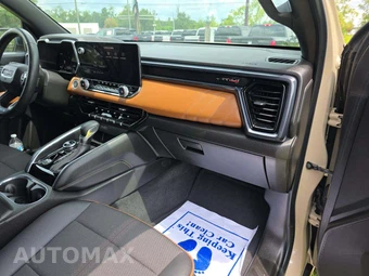 2024 GMC Canyon AT4 Crew Cab Medium Bed 4SG - miniatura 16