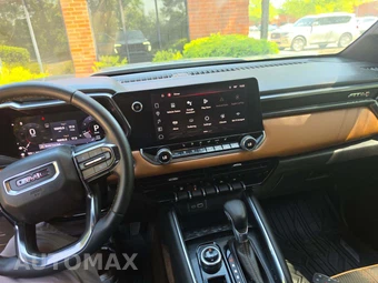 2024 GMC Canyon AT4 Crew Cab Medium Bed 4SG - miniatura 7