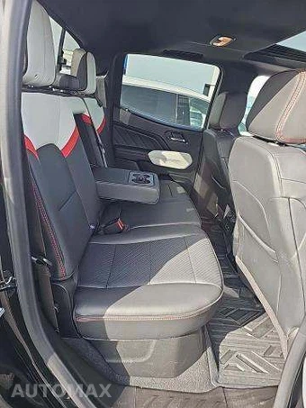 2024 GMC Canyon AT4X Crew Cab Medium Bed - miniatura 16