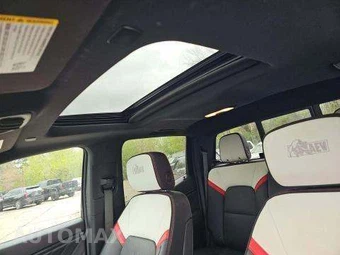 2024 GMC Canyon AT4X Crew Cab Medium Bed - miniatura 11