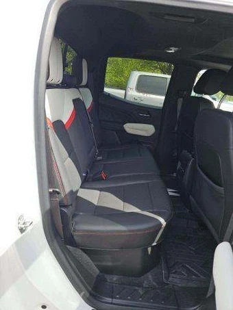 2024 GMC Canyon AT4X Crew Cab Medium Bed - miniatura 15