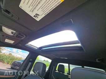 2024 GMC Canyon Denali Crew Cab Medium Bed - miniatura 8