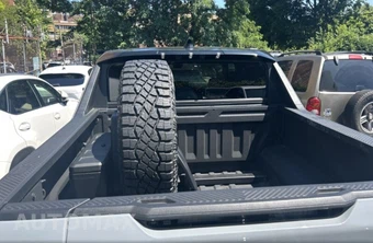 2024 GMC HUMMER EV Pickup 2X Crew Cab Short Bed - miniatura 6
