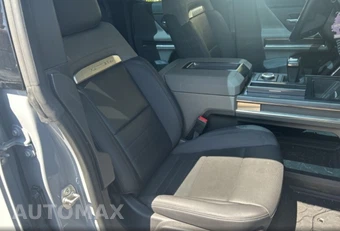 2024 GMC HUMMER EV Pickup 2X Crew Cab Short Bed - miniatura 9