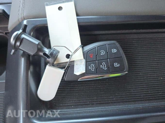 2024 GMC HUMMER EV Pickup 3X Crew Cab Short Bed - miniatura 5