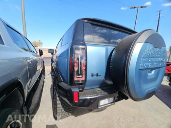 2024 GMC HUMMER EV SUV 3X - miniatura 2