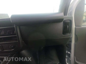 2024 GMC Savana 2500 Cargo Van 1WT 135.0" WB - miniatura 18