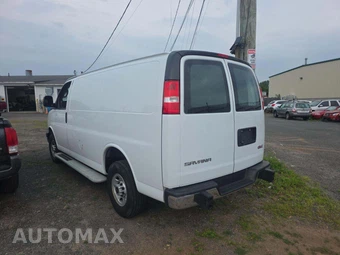 2024 GMC Savana 2500 Cargo Van 1WT 135.0" WB - miniatura 2