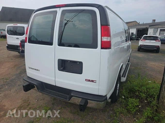 2024 GMC Savana 2500 Cargo Van 1WT 135.0" WB - miniatura 3