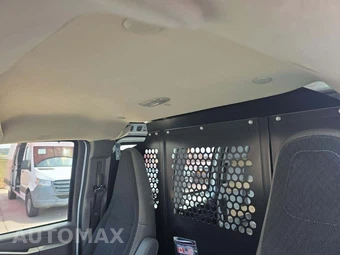 2024 GMC Savana 2500 Cargo Van 1WT 135.0" WB - miniatura 11