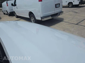 2024 GMC Savana 2500 Cargo Van 1WT 135.0" WB - miniatura 19