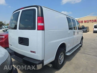 2024 GMC Savana 2500 Cargo Van 1WT 135.0" WB - miniatura 3