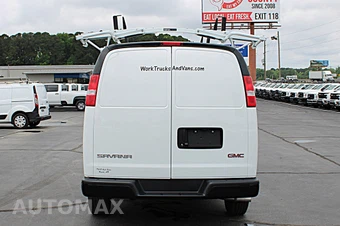 2024 GMC Savana 2500 Cargo Van 1WT 135.0" WB - miniatura 16