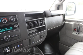 2024 GMC Savana 2500 Cargo Van 1WT 135.0" WB - miniatura 33