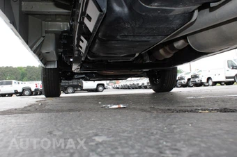 2024 GMC Savana 2500 Cargo Van 1WT 135.0" WB - miniatura 44