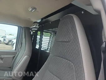 2024 GMC Savana 2500 Cargo Van 1WT 135.0" WB - miniatura 16