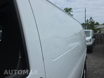 2024 GMC Savana 2500 Cargo Van 1WT 135.0" WB - miniatura 23