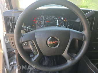 2024 GMC Savana 2500 Cargo Van 1WT 135.0" WB - miniatura 10