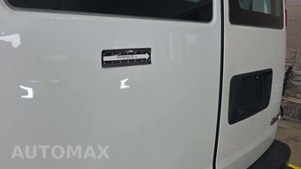 2024 GMC Savana 2500 Cargo Van 1WT 135.0" WB - miniatura 24