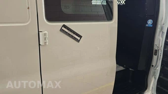 2024 GMC Savana 2500 Cargo Van 1WT 135.0" WB - miniatura 26