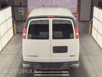 2024 GMC Savana 2500 Cargo Van 1WT 135.0" WB - miniatura 5