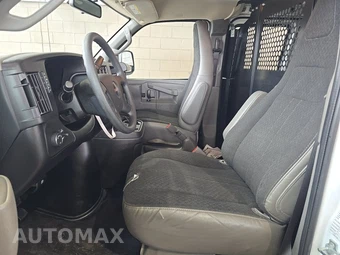 2024 GMC Savana 2500 Cargo Van 1WT 135.0" WB - miniatura 7
