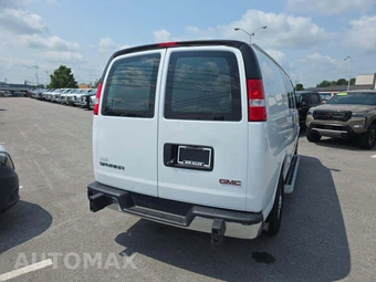 2024 GMC Savana 2500 Cargo Van 1WT 135.0" WB - miniatura 3