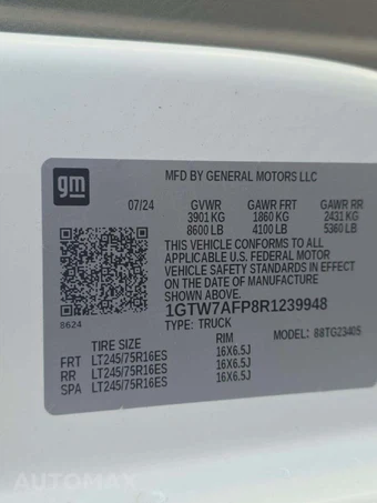 2024 GMC Savana 2500 Cargo Van 1WT 135.0" WB - miniatura 5