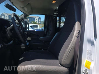 2024 GMC Savana 2500 Cargo Van 1WT 135.0" WB - miniatura 6