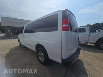 2024 GMC Savana 2500 Passenger Van LS 1LS 135.2" WB - miniatura 2