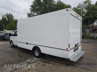 2024 GMC Savana 3500 Cutaway 1WT DRW - miniatura 2