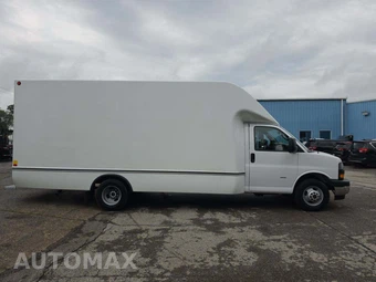 2024 GMC Savana 3500 Cutaway 1WT DRW - miniatura 4