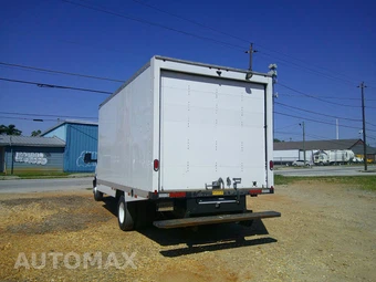 2024 GMC Savana 3500 Cutaway 1WT DRW - miniatura 10