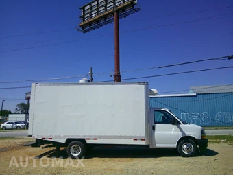 2024 GMC Savana 3500 Cutaway 1WT DRW - miniatura 18